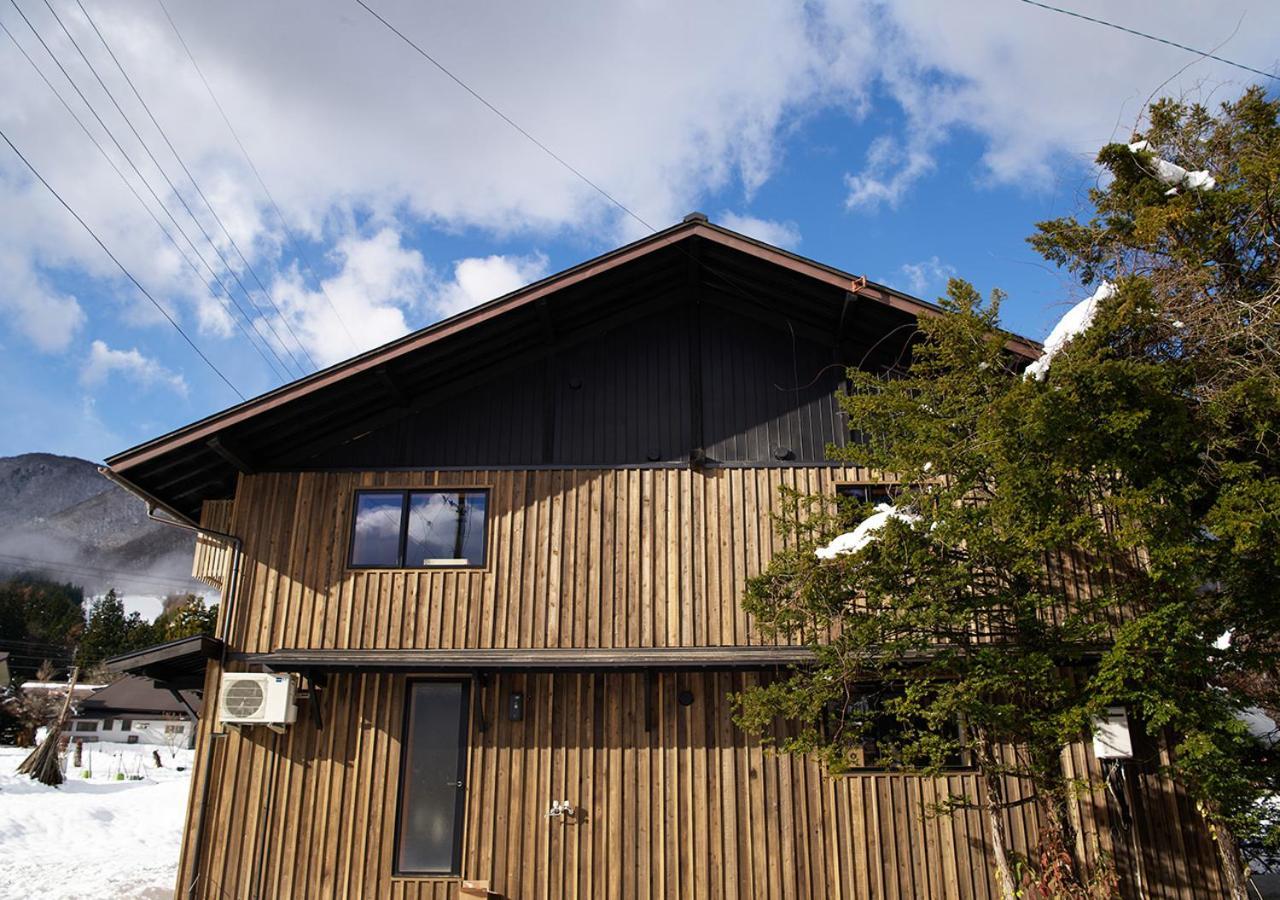 Hotel 白馬の黒馬　Darkhorse @Hakuba Exterior foto