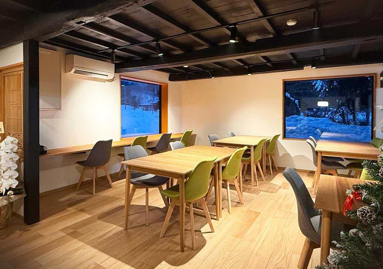 Hotel 白馬の黒馬　Darkhorse @Hakuba Exterior foto